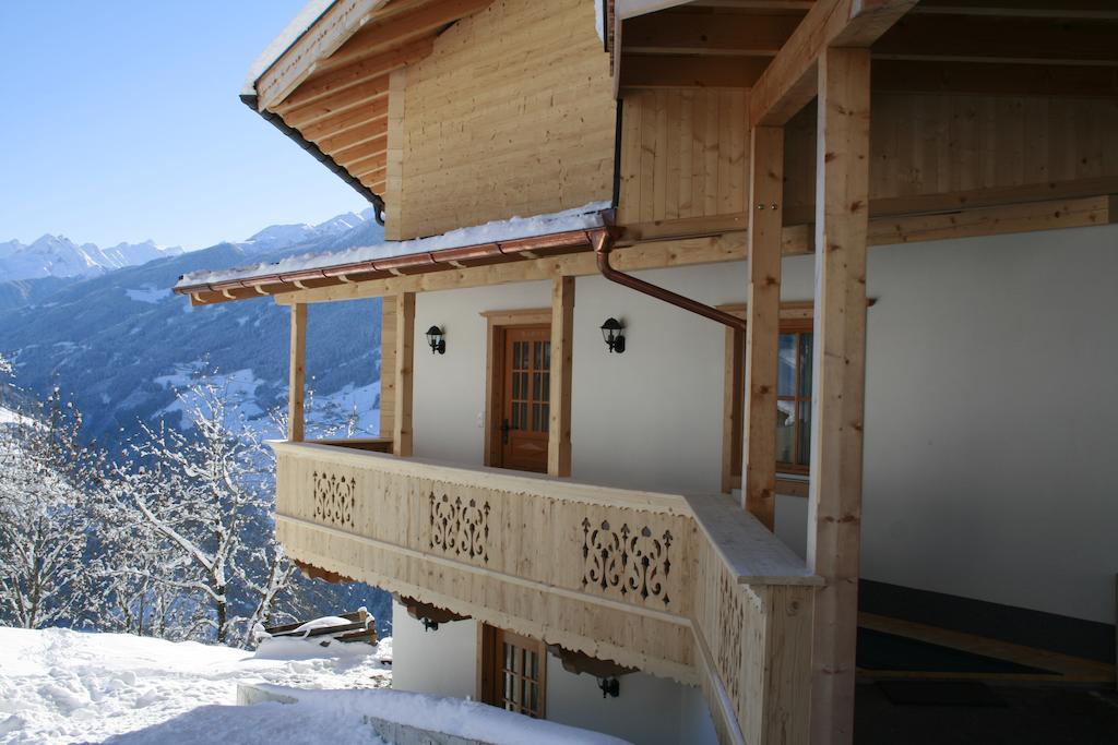 Haus Burbach Apartment Zellberg ภายนอก รูปภาพ