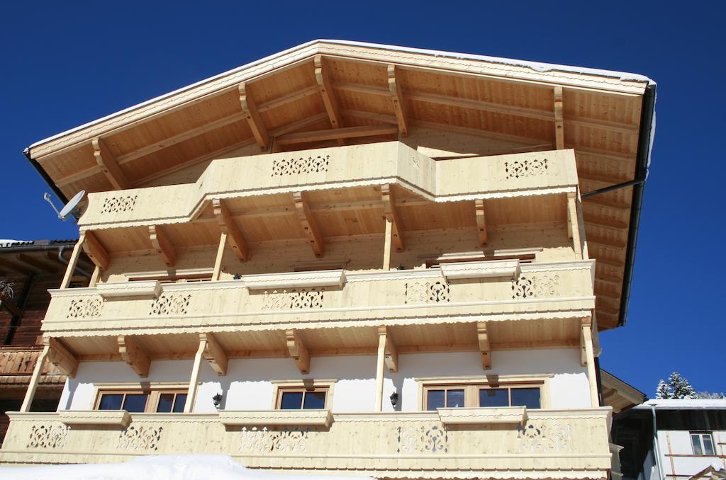Haus Burbach Apartment Zellberg ภายนอก รูปภาพ
