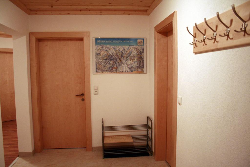 Haus Burbach Apartment Zellberg ภายนอก รูปภาพ