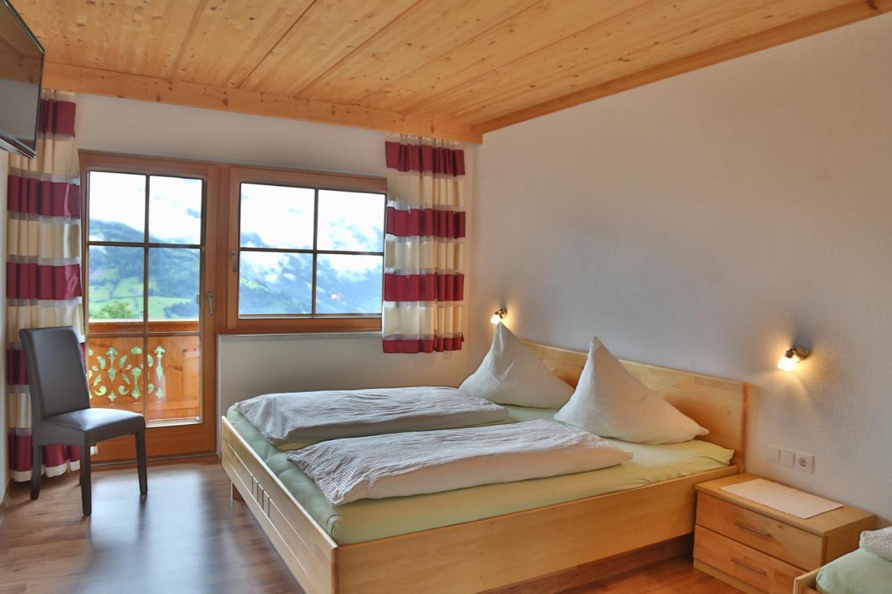 Haus Burbach Apartment Zellberg ภายนอก รูปภาพ