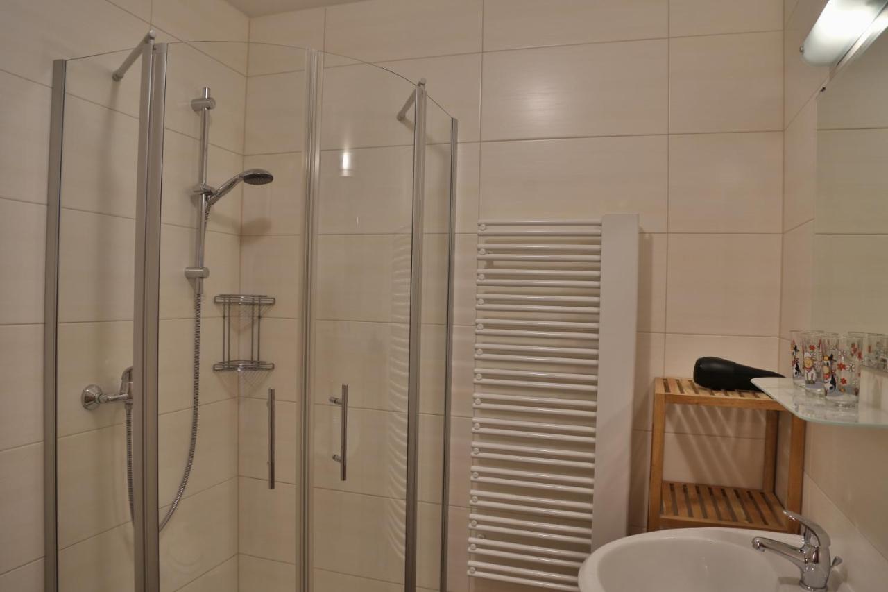Haus Burbach Apartment Zellberg ภายนอก รูปภาพ